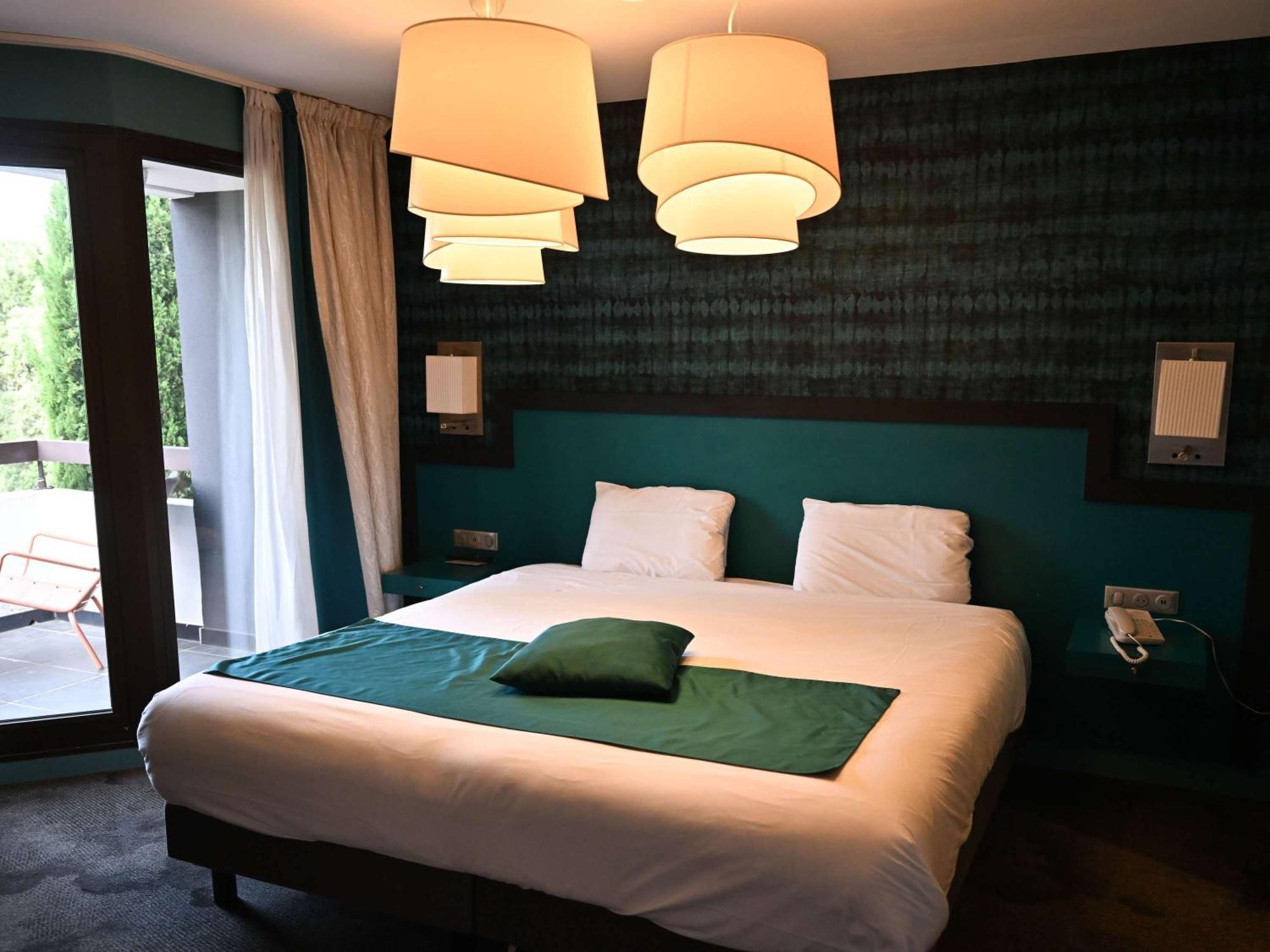 เมอร์เคียว บริญอล กอล์ฟ เดอ บาร์บารู Hotel บริญญอล ภายนอก รูปภาพ
