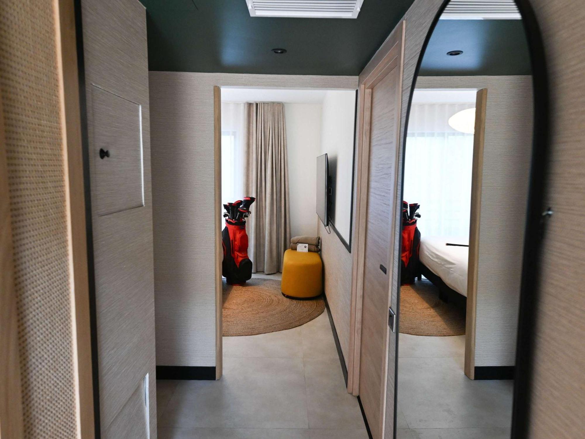 เมอร์เคียว บริญอล กอล์ฟ เดอ บาร์บารู Hotel บริญญอล ภายนอก รูปภาพ